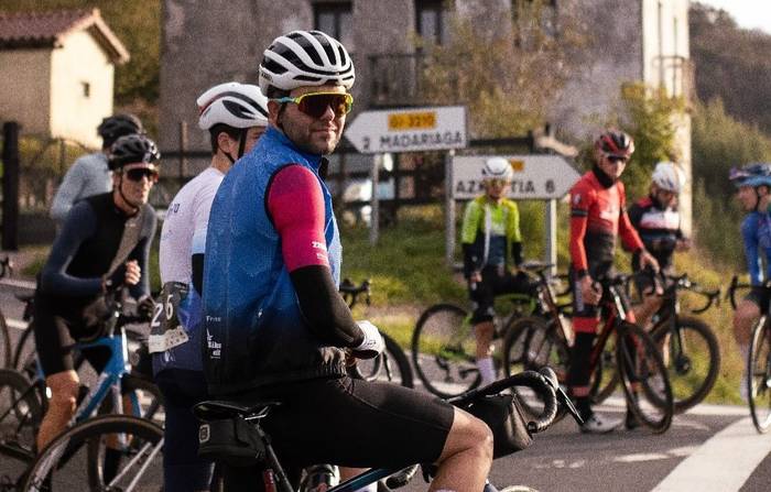 I. Basotik Txirrindulari Festak 500dik gora parte-hartzaile bildu ditu Deban