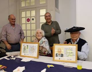 Gustura eta asebeteta 80 urtetik gorakoen omenaldian