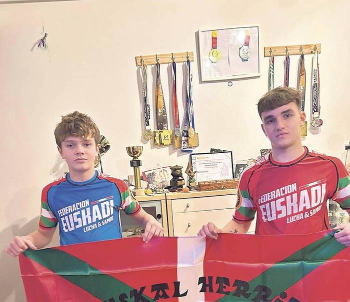 Oinatz eta Haitz Irusta anaiak Espainiako Jiu-jitsu Txapelketan lehiatuko dira