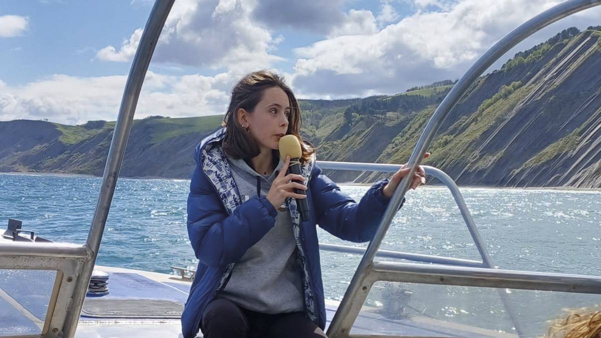 Jone Redondo Eizagirre, Geoparkeko gida turistikoa: “Gugandik oso gertu altxor geologikoa daukagu”