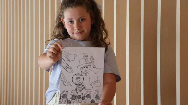 Laia Isastik irabazi du Umeen Eguneko kamisetako irudi lehiaketa