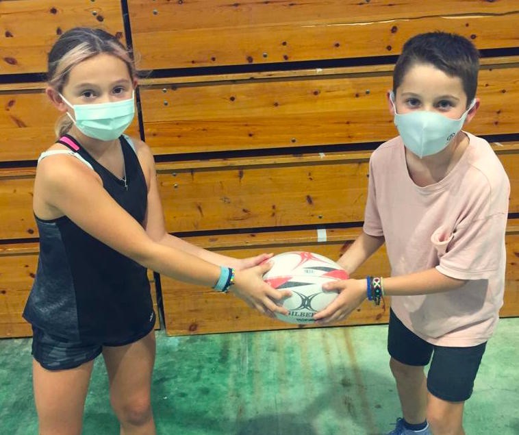 Zapatuan, errugbi topaketa, futbol zelaian