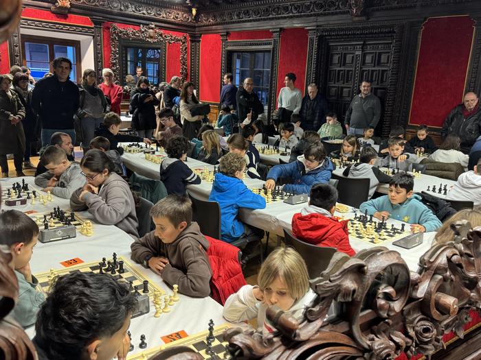 EAE osoko xakezale gazteen topagune bihurtu zen Deba