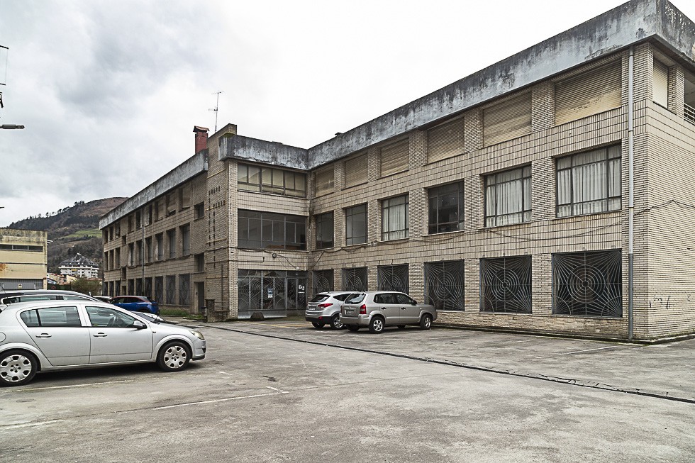 Astelehenean hasiko da Usetxe plazarako diseinua aukeratzeko herri-bozketa