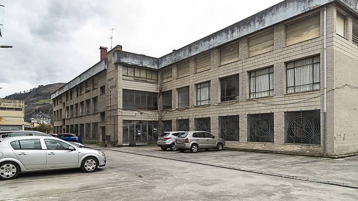 Astelehenean hasiko da Usetxe plazarako diseinua aukeratzeko herri-bozketa
