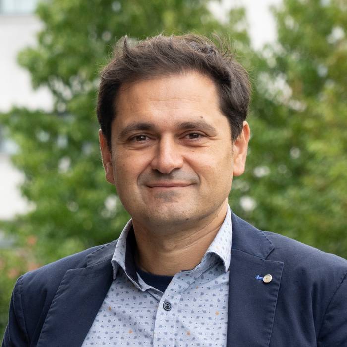 Asier Blas Mendoza EHUko errektoreordearen hitzaldia izango da bihar Debako Kultur Elkartean