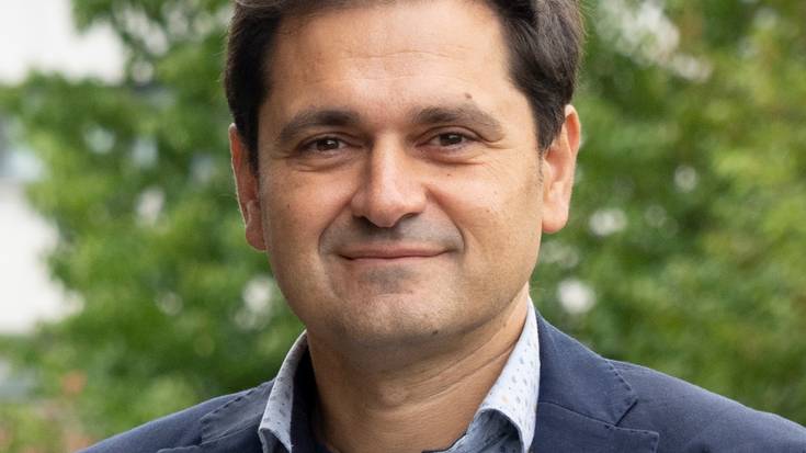 Asier Blas Mendoza EHUko errektoreordearen hitzaldia izango da bihar Debako Kultur Elkartean