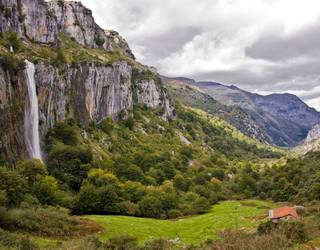 Kantabriako Ason bailarara eta Lunada ingurura irteera antolatu du Morkaikok
