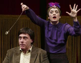 "Madam B" eta "Margarita Molotov" antzezlanak ikusi ahal izango da bihar, azaroak 28, aurtengo "Antzerki Garaia" zikloaren baitan