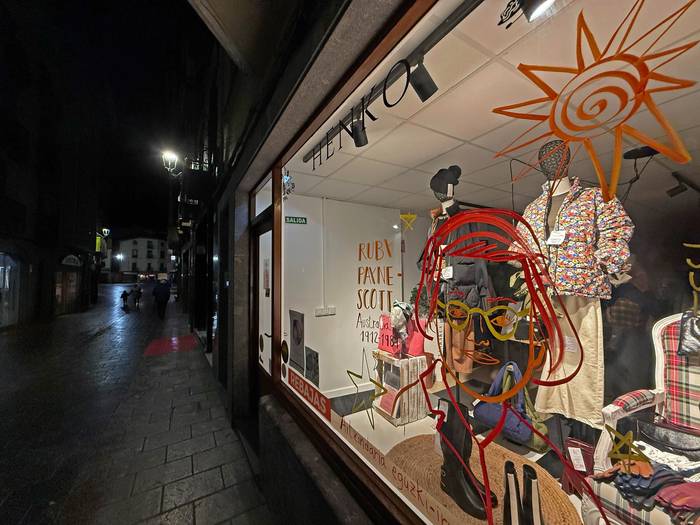 21 saltokik egin dute bat Elgoibarren emakume zientzialariak bistaratzeko ekimenarekin