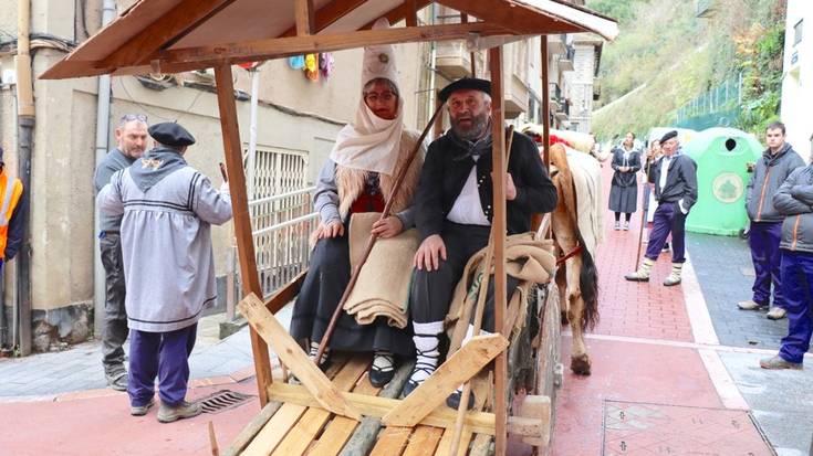 Eguberri-garaia ekitaldi ugariz beteta dator Soraluzera