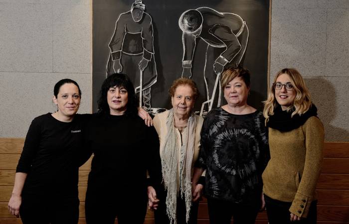 Txurruka Jatetxeak ateak itxiko dituela jakinarazi du