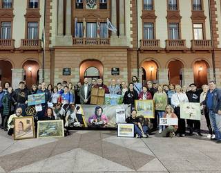 Datorren astean batuko dituzte Lesbosko kanpalekuetarako elikagaiak eta dirua