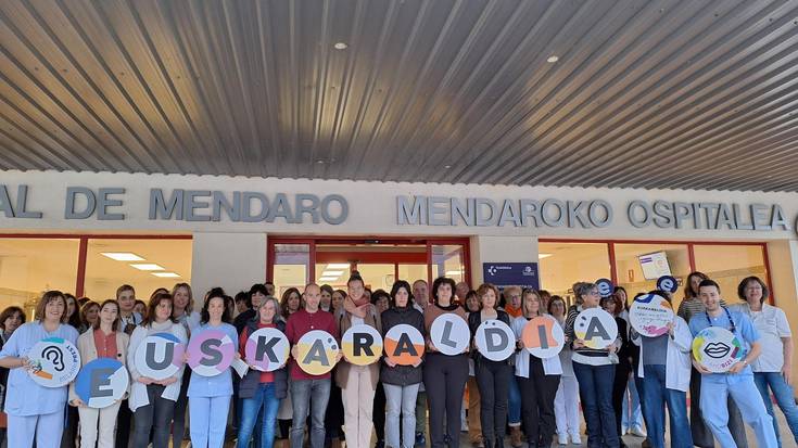 Debabarreneko ESIKo osasun langileek bat egin dute Euskaraldiarekin "euskara gehiago entzun dadin Osakidetzan"