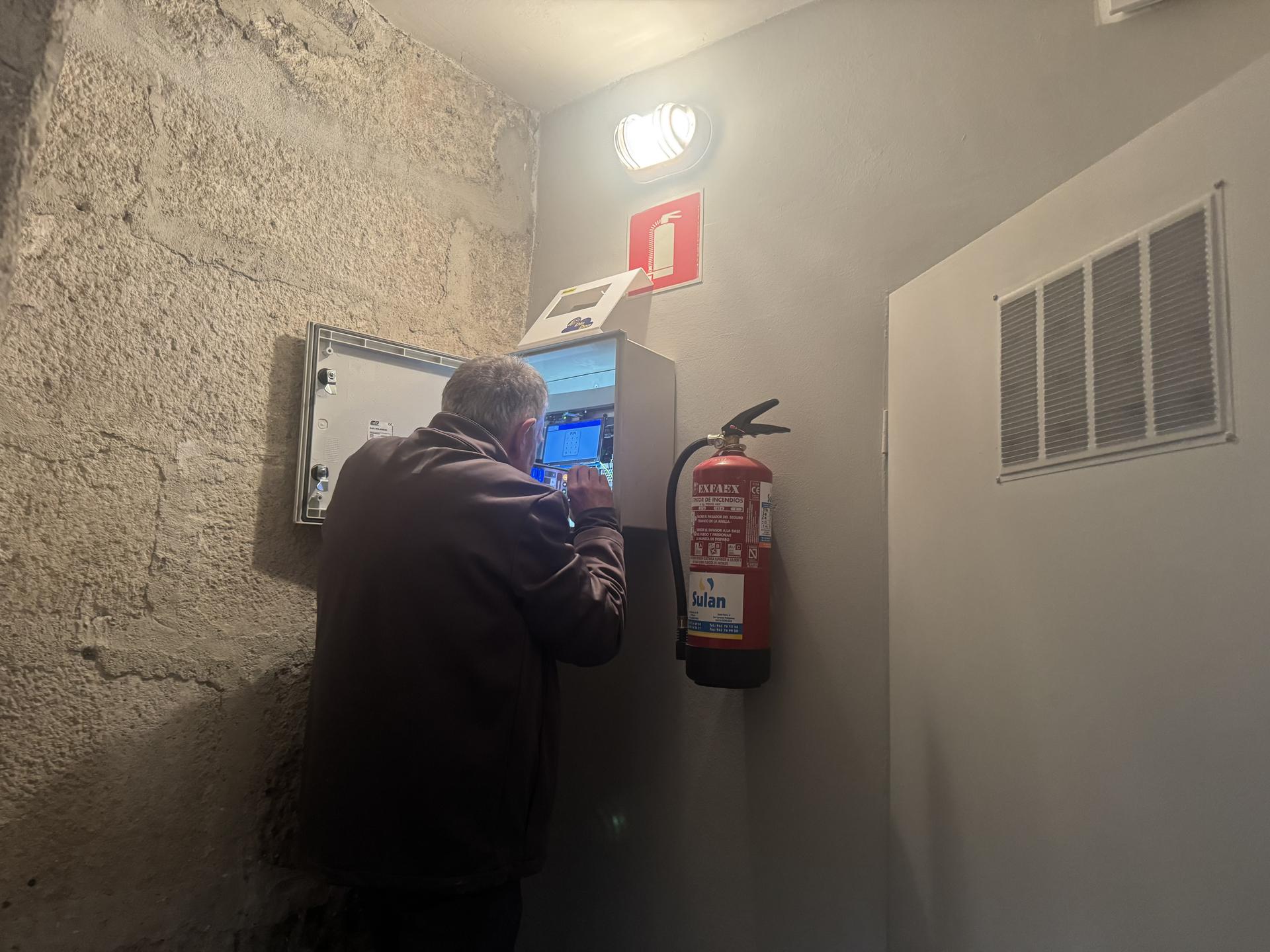 Kanpaien aberia aztertzera etorri dira