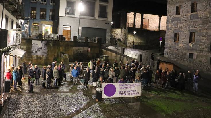 Indarkeria matxistari aurre egiteko gizarte eredua aldatu beharra aldarrikatu zuten