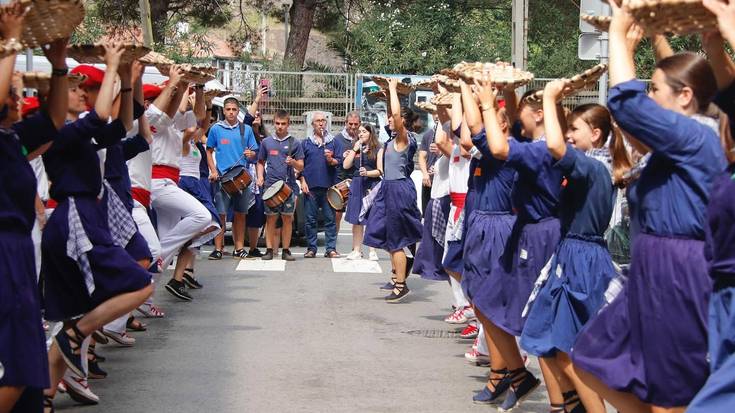 Debako Udalak abuztuaren 3an jarriko ditu salgai Mariñel Eguneko bazkarirako txartelak
