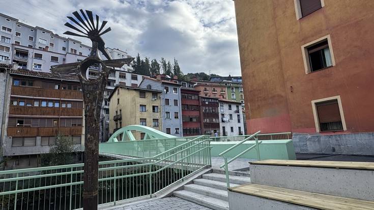 Bihar eskultura berria inauguratuko dute