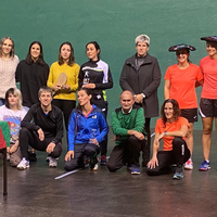 Emakumezkoen frontenis txapelketa BIKOTEKA