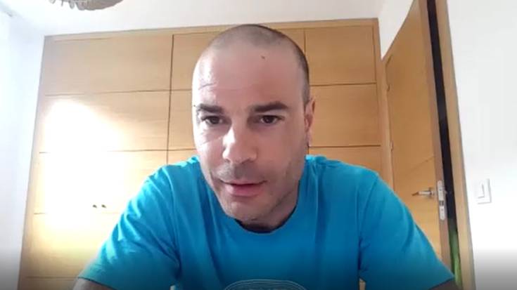 "Parapentean hasi nintzenez geroztik beti zerura begira nago"