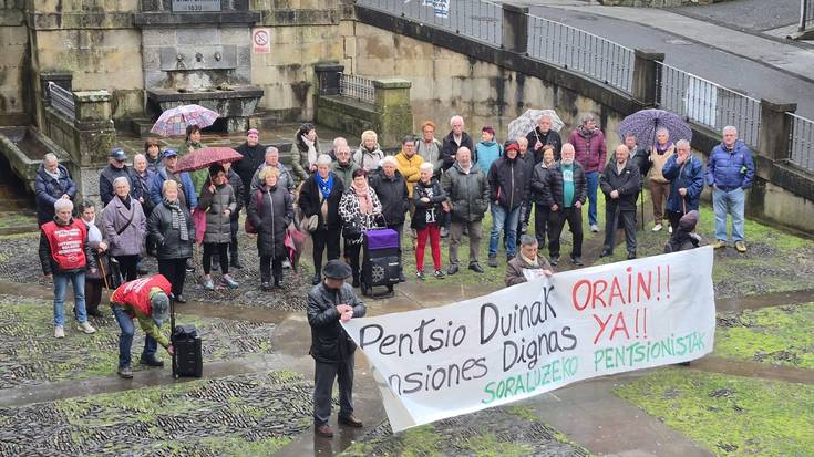 Grebari babesa erakutsi dio pentsiodunen mugimenduak