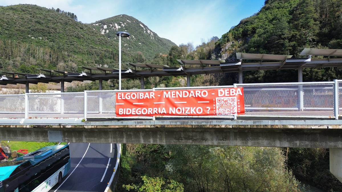Milatik gora sinadura bildu dituzte bidegorriaren aldeko herri ekimenekoek