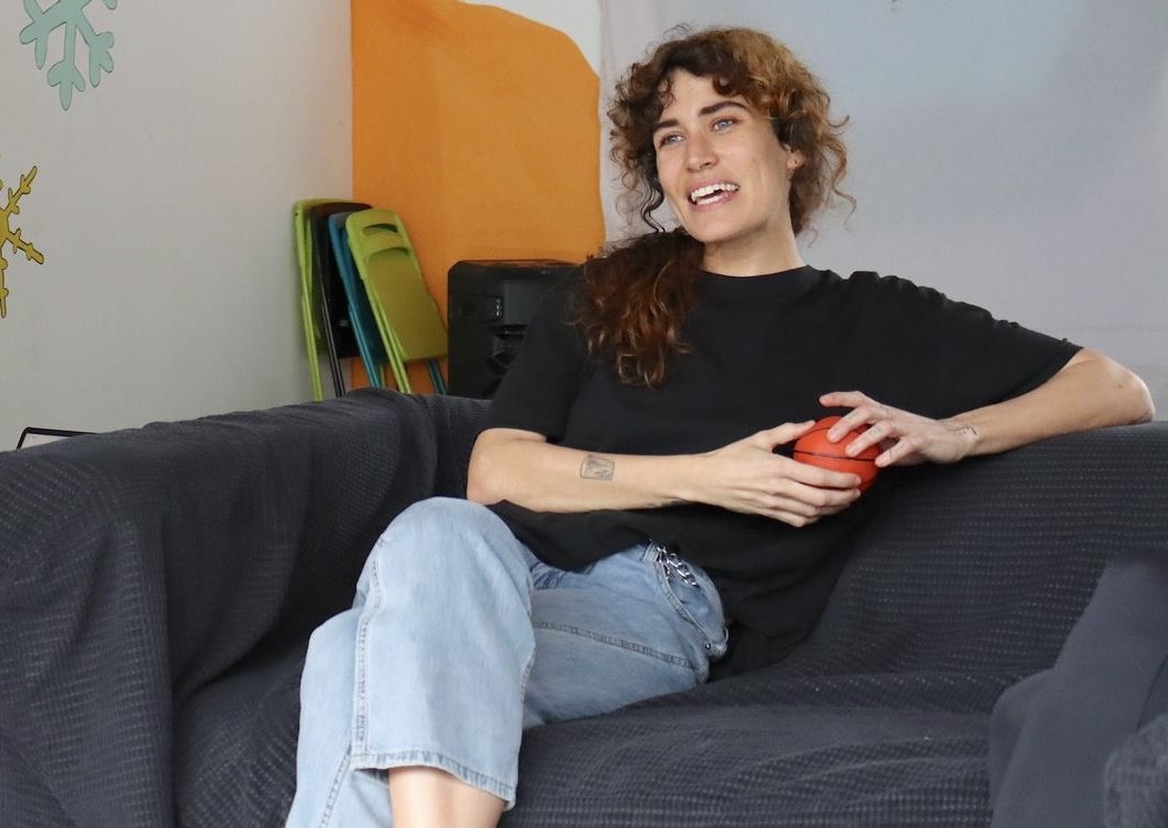 Ageda Blasco Egia, 'Autodefentsa feminista' ikastaroaren dinamizatzailea: "Beldurra amorru bilakatzeak indartu egiten ditu neskak"