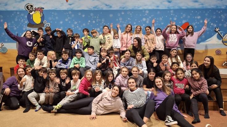 Zuhatza-Kolore Anitzek haurrentzako irteera antolatu du Bizkaia Park Abenturara