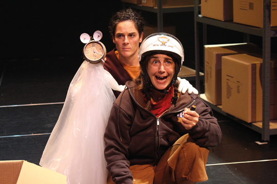 Antzerkia: 'Mamuak ezagutzera joan zen umea'