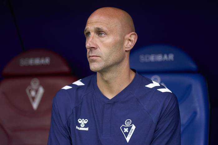 Iñaki Goikoetxea: "Kanpotik sumatzen nuen familia-giro horrekin egin dut topo Eibarren"