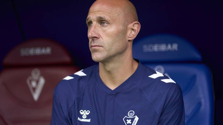 Iñaki Goikoetxea: "Kanpotik sumatzen nuen familia-giro horrekin egin dut topo Eibarren"