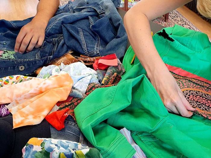 Kustomizazio eta grafitti tailerra Mendaroko Gaztetxean