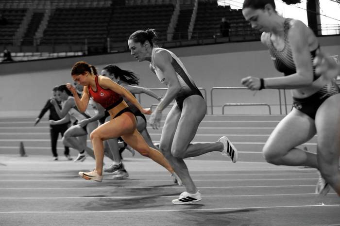 Ane Agirregomezkortak zilarrezko domina bat eskuratuta du pista estaliko denboraldian