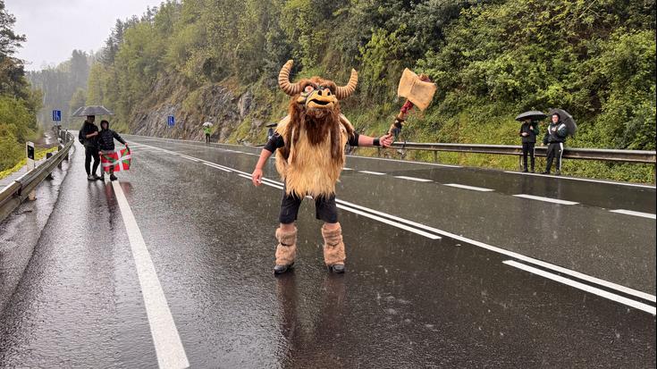 Zaletuek goxatu dute Itzuliko azken etapa euritsua