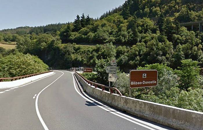 Sasiolatik Lasturrera doan GI-3292 errepidea itxita egongo da astelehenean, lur-jausi bat garbitzeko lanak egiteko