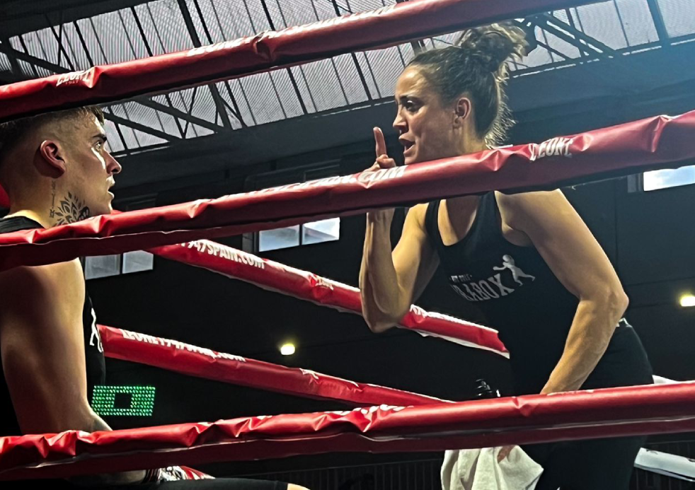 Gipuzkoako finalak eta Yanguasen eta Aaron plazentziatarren debutak herrian, apirileko boxeo gaubelan