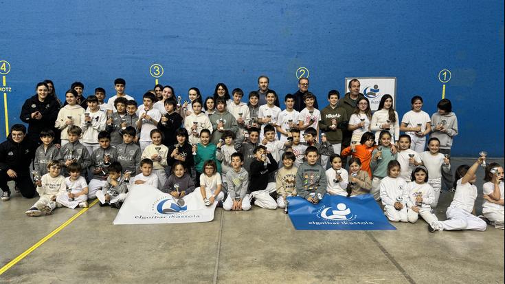 Pilota Eguna ospatu dute Ikastolan