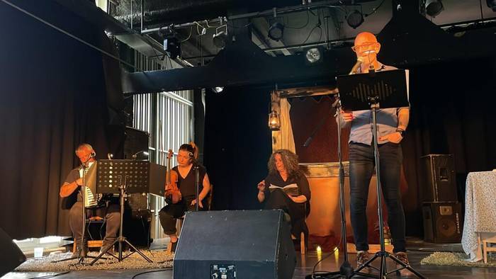 'Mattalingo alaba' ikuskizuna