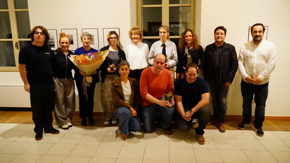 Nazioarteko Argazki Mostraren irekiera ekitaldiak emandakoa