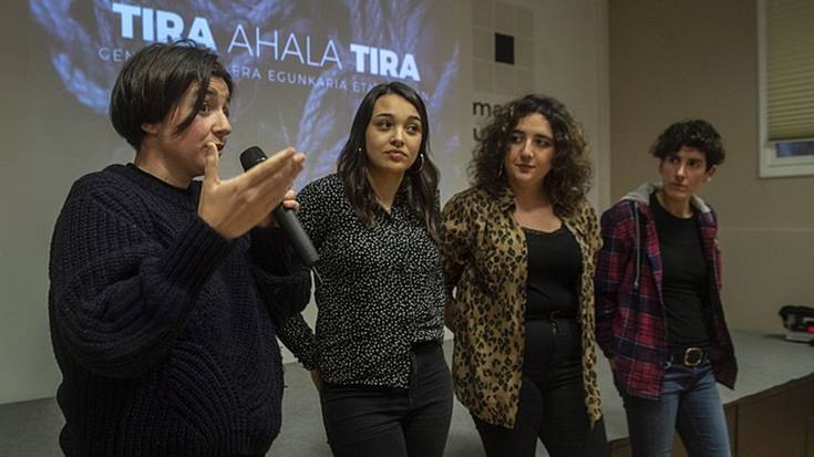 Tira ahala tira generoaren bira, 'Egunkaria'-n eta 'Berria'-n