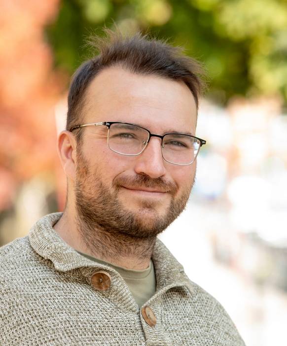 Telmo Lazkano: "Internet ez da toki segurua adingabeentzat"