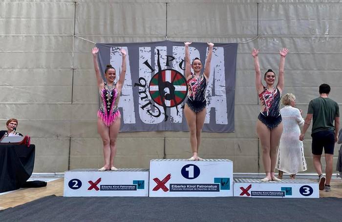 Zilarrezko eta brontzezko domina bana lortu ditu Uxue Etxeberriak Gipuzkoako gimnastika erritmikoko txapelketan