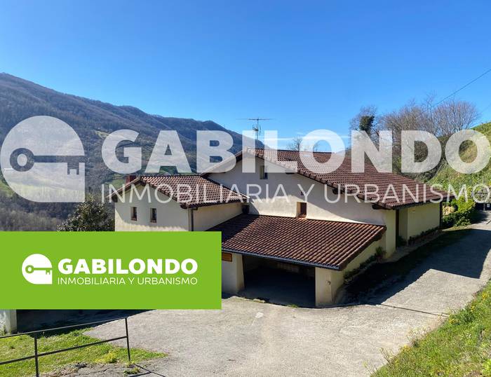 Gabilondo Inmobiliaria: Baserria San Lorenzo auzoan