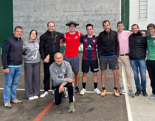 Jon Gandiaga ermuarra Mallabiko Frontenis Ligako txapeldun