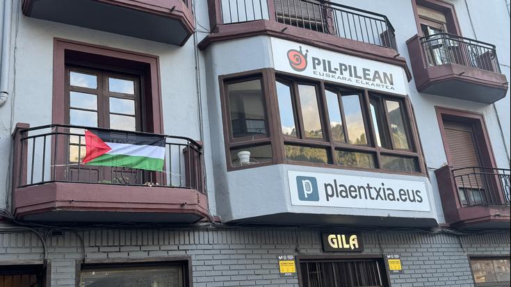 Pil-pileanek bat egingo du biharko lanuztearekin eta horrek eragina izango du bere jardunean
