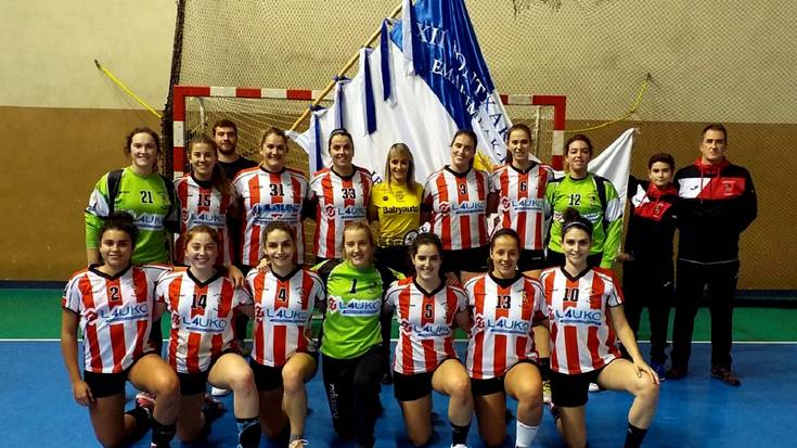 Leire Garate omendu zuen Sanlok arraunean lortutako garaipenengatik