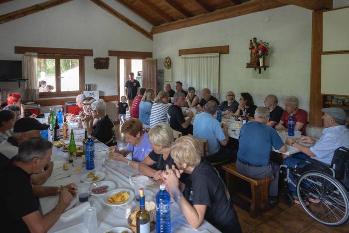 Urruzunoko elkartearen 30. urteurrena ospatu dute