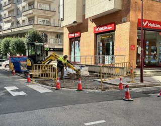 Diputazio kaleko irisgarritasuna hobetzeko lanak hasi dituzte
