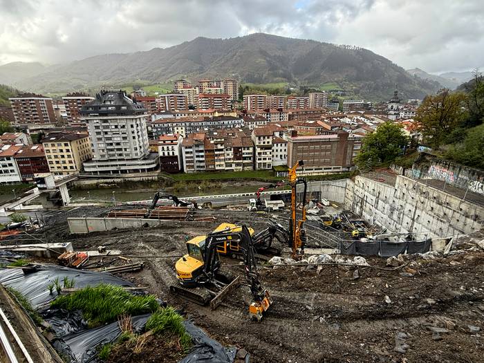 Errezabaleko obrei buruzko komunikazioa hobetzeko pertsona bat izendatu du Elgoibarko Udalak