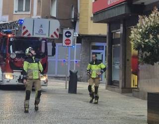 Suhiltzaileak aritu dira Komentukua kalean